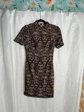 Forever 21 size s crocheted dress